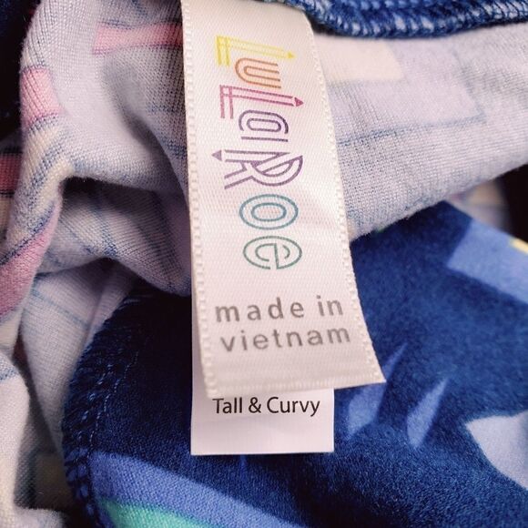 LuLaRoe Leggings Blurred Lines Colorful - Picture 2 of 2
